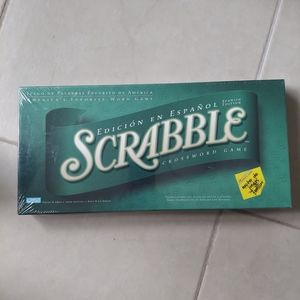 NWOT Scrabble Spanish Edition
